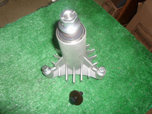 Load image into Gallery viewer, Craftsman HD 42" Spindle Mandrel 128285/130794 / 33172/137641 / 137645, New,