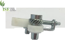 Load image into Gallery viewer, ISE Replacement Chain Tensioner for Stihl 025 Chainsaw. Replaces Part Number: 1123 007 1000