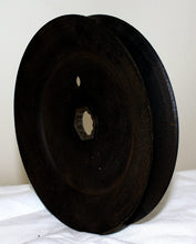 Load image into Gallery viewer, Rotary 5 3/4" x 1" 9587 Deck Pulley: MTD 756-0980