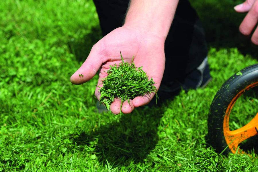 THE ADVANTAGES OF GRASS MULCHING