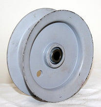 Load image into Gallery viewer, Rotary 4" x 3/4" x 3/8" Bore 8588 Flat Idler Pulley: MTD 756-0437 Snapper: 27717
