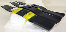 Load image into Gallery viewer, Rotary 54&quot; 14483 Lawnmower Blade Set .890&quot; CH Kubota K5351-34342
