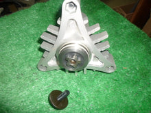 Load image into Gallery viewer, Craftsman HD 42&quot; Spindle Mandrel 128285/130794 / 33172/137641 / 137645, New,
