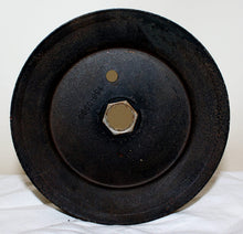 Load image into Gallery viewer, Rotary 5 3/4&quot; x 1&quot; 9587 Deck Pulley: MTD 756-0980
